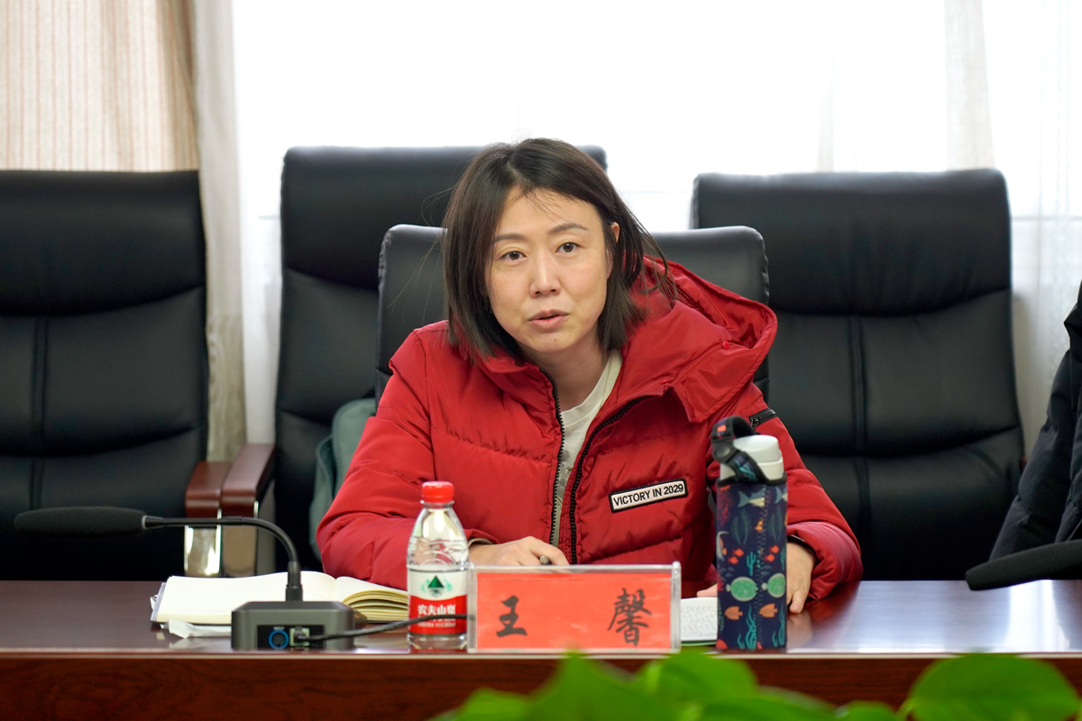 農業(yè)農村部科技教育司教育處二級調研員王馨講話1.jpg 農業(yè)農村部科技教育司教育處二級調研員王馨講話1.jpg