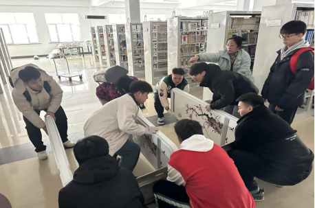 我院組織開展“弘揚(yáng)雷鋒精神 綻放青春風(fēng)采”系列志愿活動(dòng) 新聞(1)1060.png 我院組織開展“弘揚(yáng)雷鋒精神 綻放青春風(fēng)采”系列志愿活動(dòng) 新聞(1)1060.png
