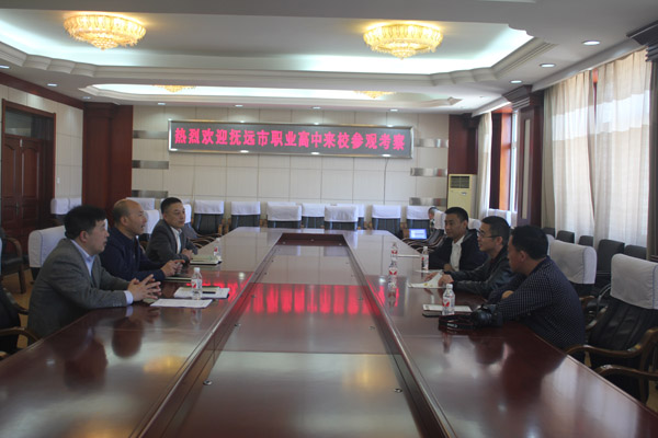 我院與多所中職學校簽約 積極推進“3+2”貫通培養(yǎng)合作