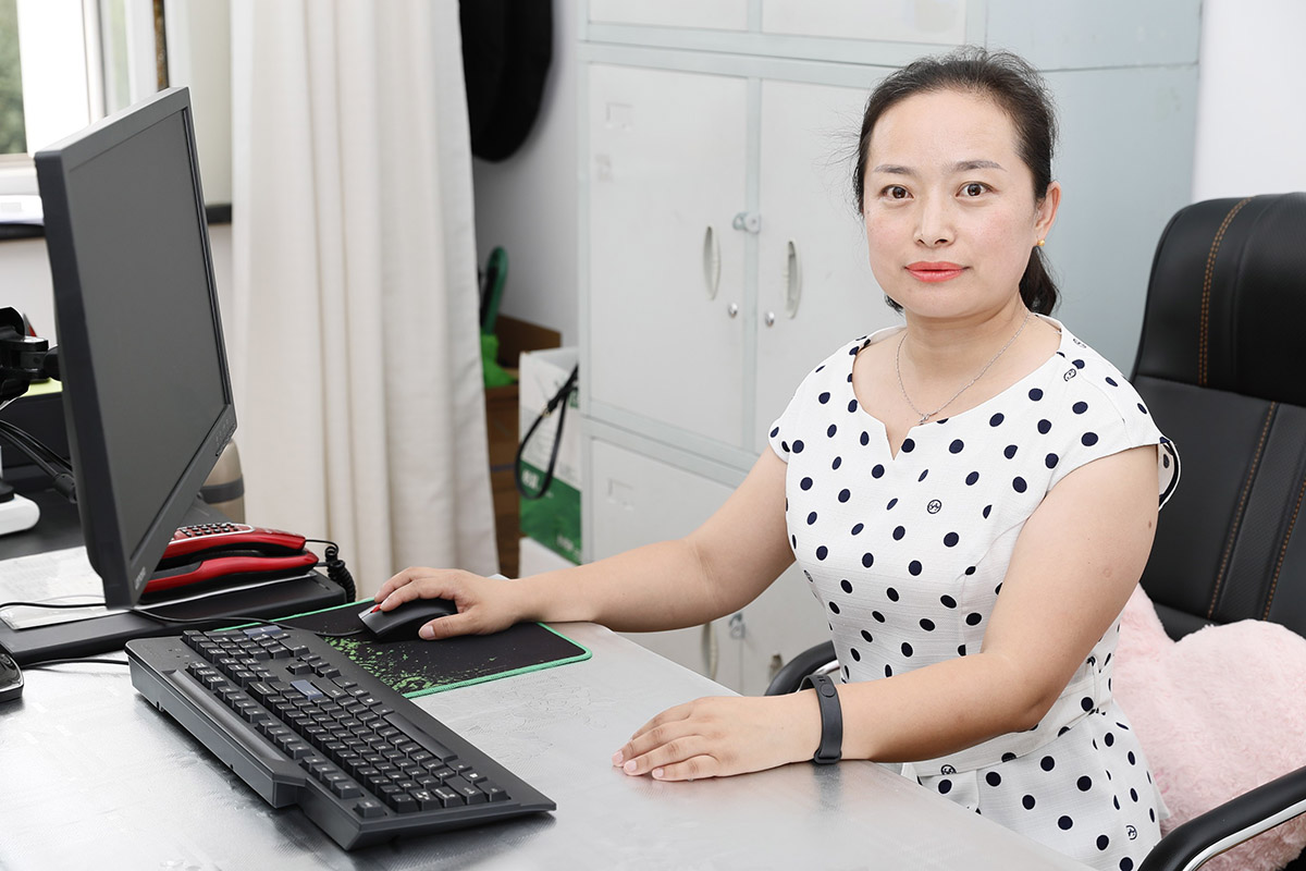 我院翟秀梅老師被授予“黑龍江省巾幗建功標兵”榮譽稱號.jpg 我院翟秀梅老師被授予“黑龍江省巾幗建功標兵”榮譽稱號.jpg
