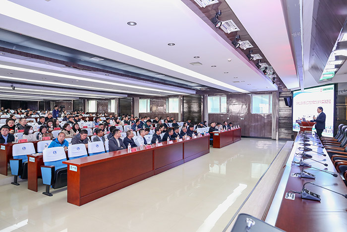 B11I8144.jpg B11I8144.jpg