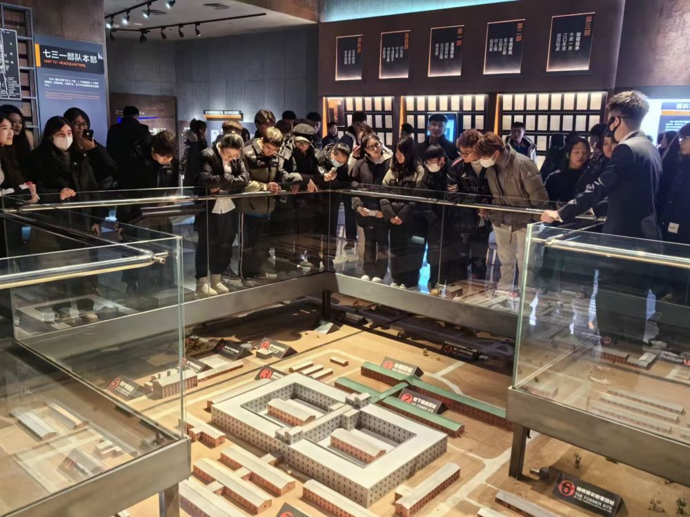 5學生參觀基地 (2).jpg 5學生參觀基地 (2).jpg